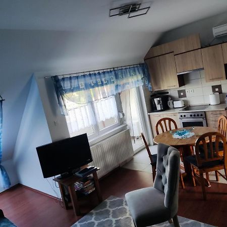 Blue Apartman Apartment Mako Bagian luar foto